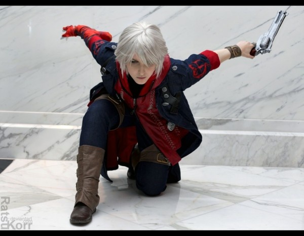 Nero from Devil May Cry 4 cosplayed by Ratsukorr